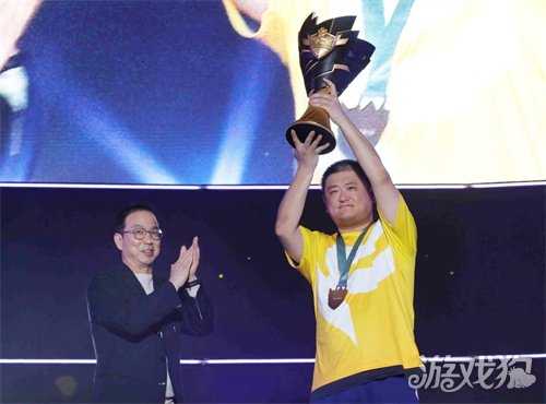 魔灵召唤：SWC2024世界总决赛 ‘命小宝’荣耀夺冠